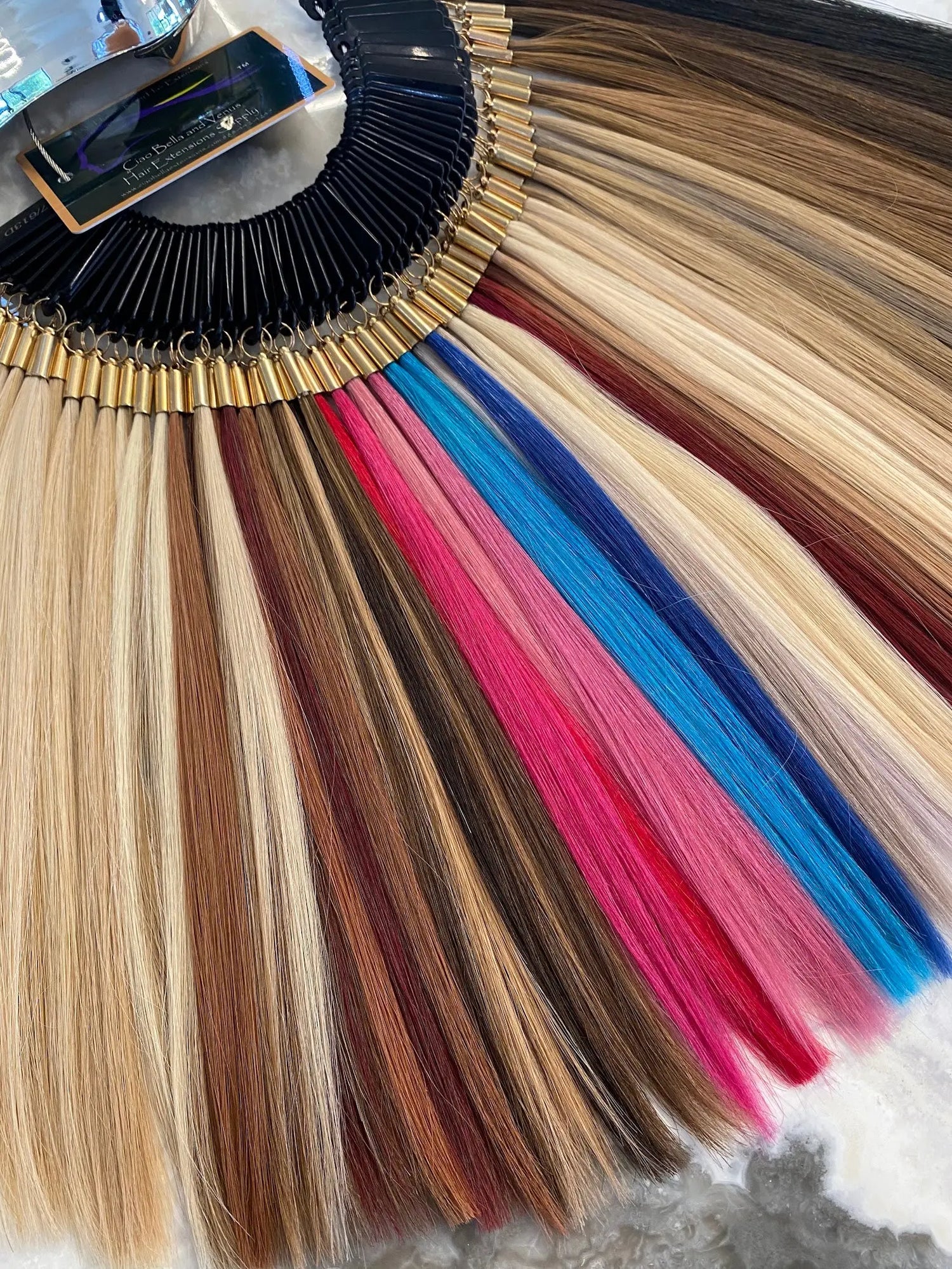 Hair-Color-Swatch Ciao Bella Luxury Hair